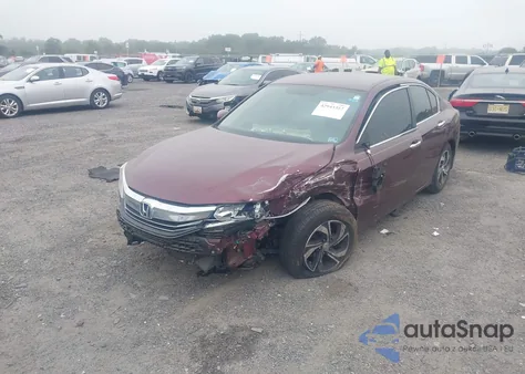 2016 Honda Accord Lx z USA, uszkodzony, nr VIN 1HGCR2F30GA144895